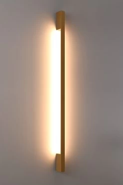 Thoro Sappo L LED Wandlampe Golden 2875lm 3000K 4x6,5x150cm -Lichtwelt Verkauf 208 3