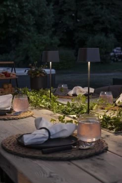 KONSTSMIDE Capri LED USB Akku Tischleuchte Schwarz Dimmbar 2700/3000K -Lichtwelt Verkauf 7814 750.s.2.0