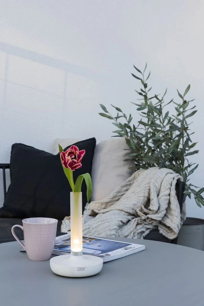 KONSTSMIDE Biarritz Akku Tischleuchte IP54 Weiss Dimmbar 1800/3000/4000K 13 KONSTSMIDE Biarritz Akku Tischleuchte IP54 Weiss Dimmbar 1800/3000/4000K – Bild 11