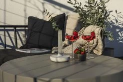 KONSTSMIDE Biarritz Akku Tischleuchte IP54 Weiss Dimmbar 1800/3000/4000K 29 KONSTSMIDE Biarritz Akku Tischleuchte IP54 Weiss Dimmbar 1800/3000/4000K -Lichtwelt Verkauf 7827 253.s.4.0