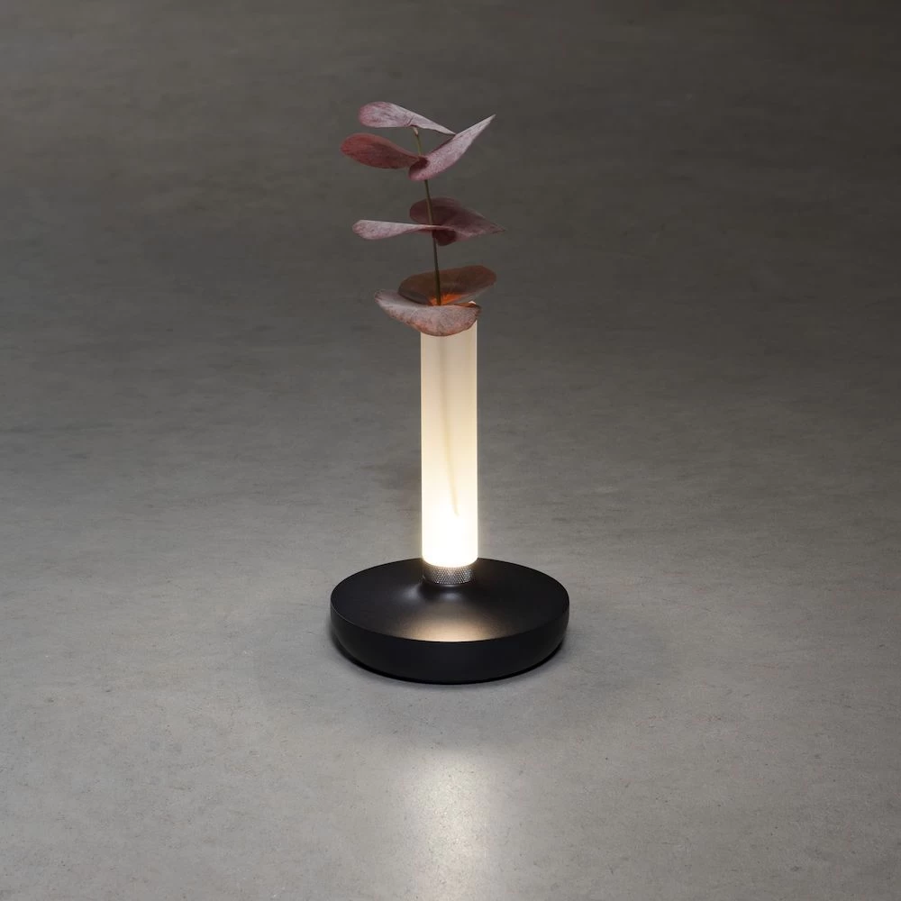 KONSTSMIDE Biarritz Akku Tischleuchte IP54 Schwarz Dimmbar 1800/3000/4000K 10 KONSTSMIDE Biarritz Akku Tischleuchte IP54 Schwarz Dimmbar 1800/3000/4000K – Bild 8