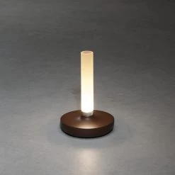 KONSTSMIDE Biarritz Akku Tischleuchte IP54 Rostfarben Dimmbar 1800/3000/4000K -Lichtwelt Verkauf 7827 973.f.3.0