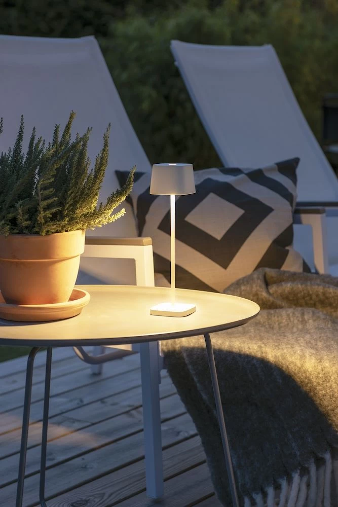 KONSTSMIDE Capri Mini LED USB Akku Tischleuchte Weiss Dimmbar 2200/3000K 11 KONSTSMIDE Capri Mini LED USB Akku Tischleuchte Weiss Dimmbar 2200/3000K – Bild 9