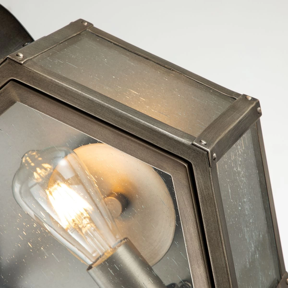 Elstead Heath Außenwandleuchte Brünierte Bronze E27 IP44 331x152x480mm Dimmbar 6 Elstead Heath Außenwandleuchte Brünierte Bronze E27 IP44 331x152x480mm Dimmbar – Bild 4